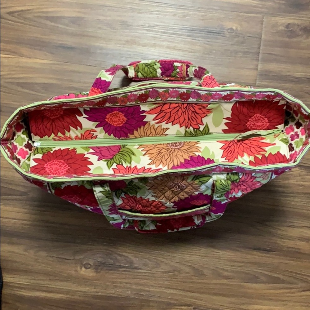 COPY - New Vera Bradley tote bag Large - Picture 2 of 5